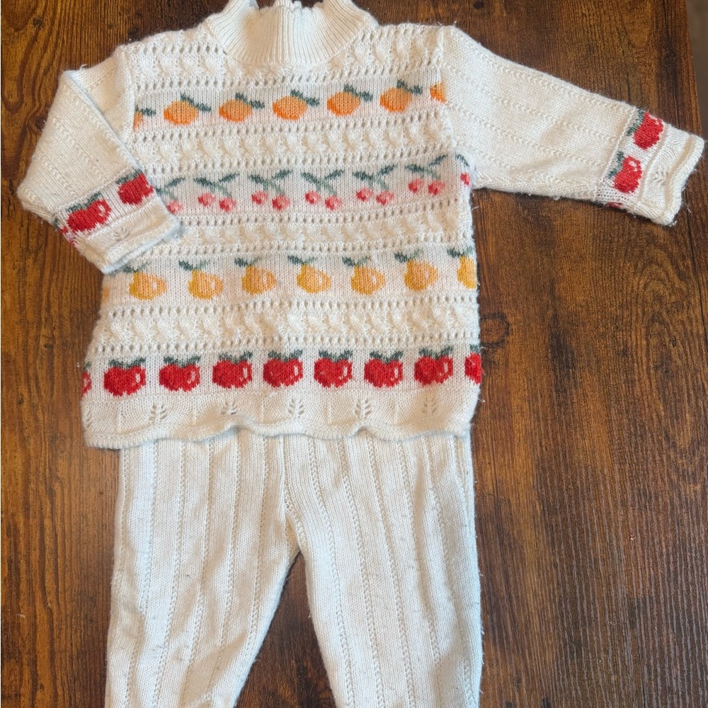 2 a T Boutique Cream and Red Kids Set